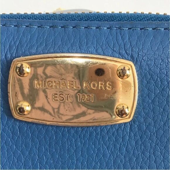 Michael Kors Blue Pebble Leather Zip Around Wallet - Picture 9 of 12